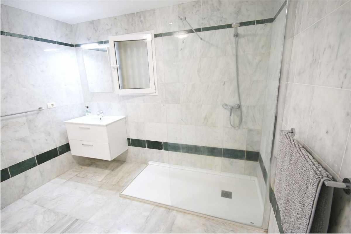 לוס כריסטיאנוס Dinastia B401 By Tenerife Rental & Sales מראה חיצוני תמונה