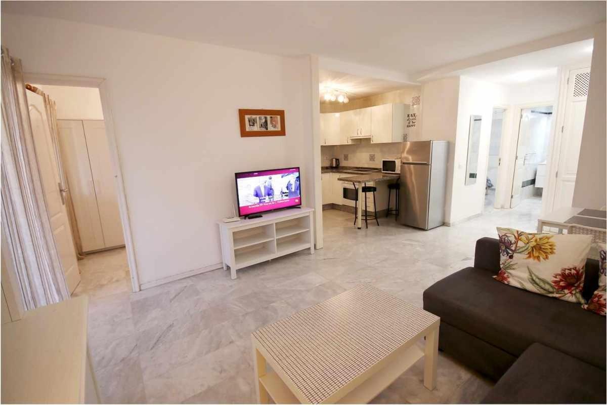 לוס כריסטיאנוס Dinastia B401 By Tenerife Rental & Sales מראה חיצוני תמונה